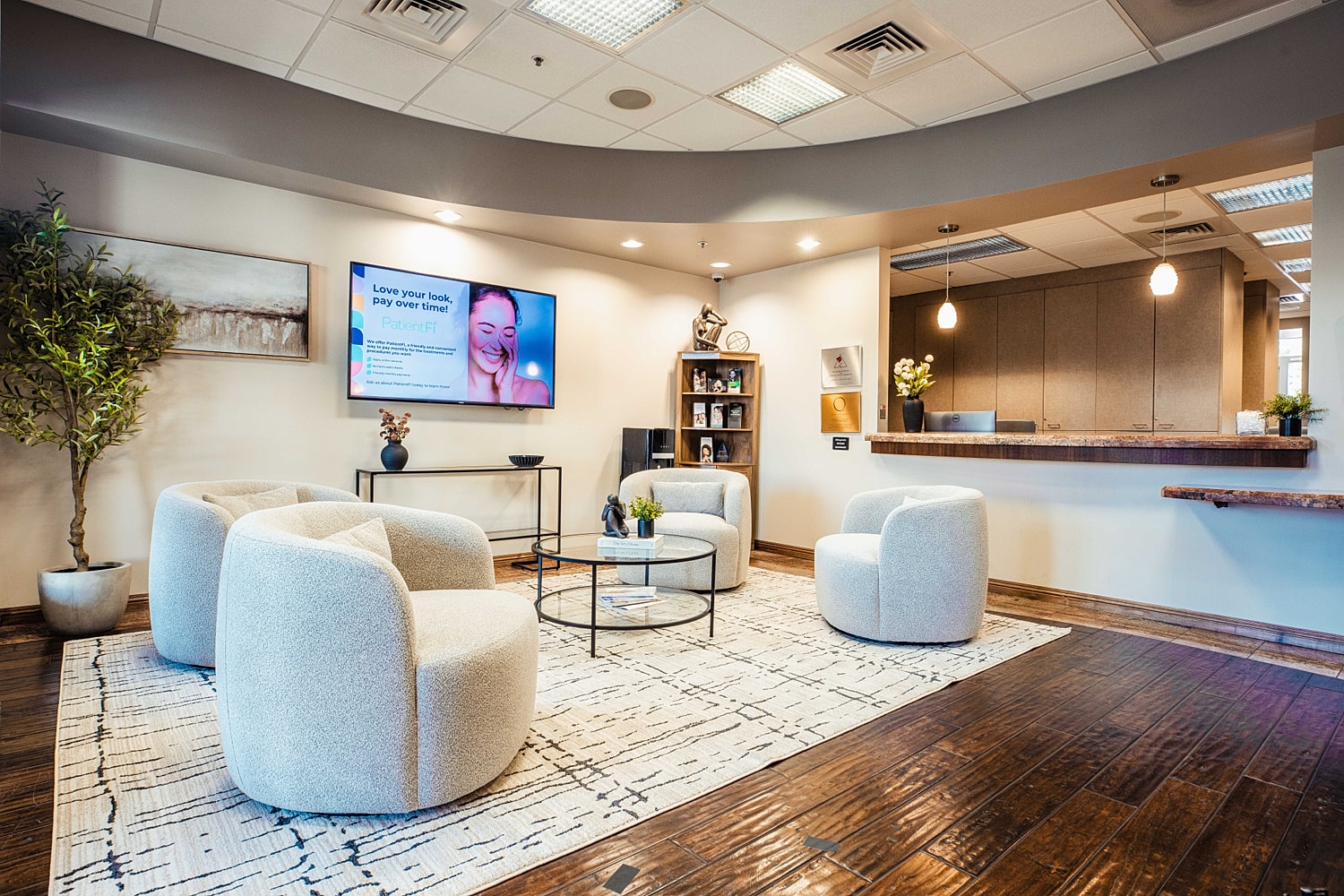 Modern waiting area with comfortable seating.